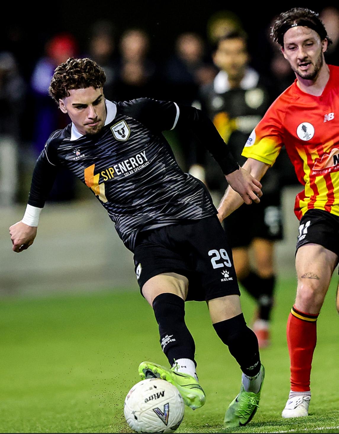 AVZN Elite Grips - First in Australia with Heel Grip Technology | Anti-Blister Grip Socks